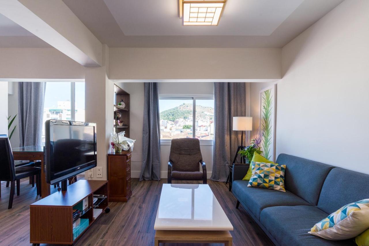 Bhost - Suite La Merced Malaga Bagian luar foto