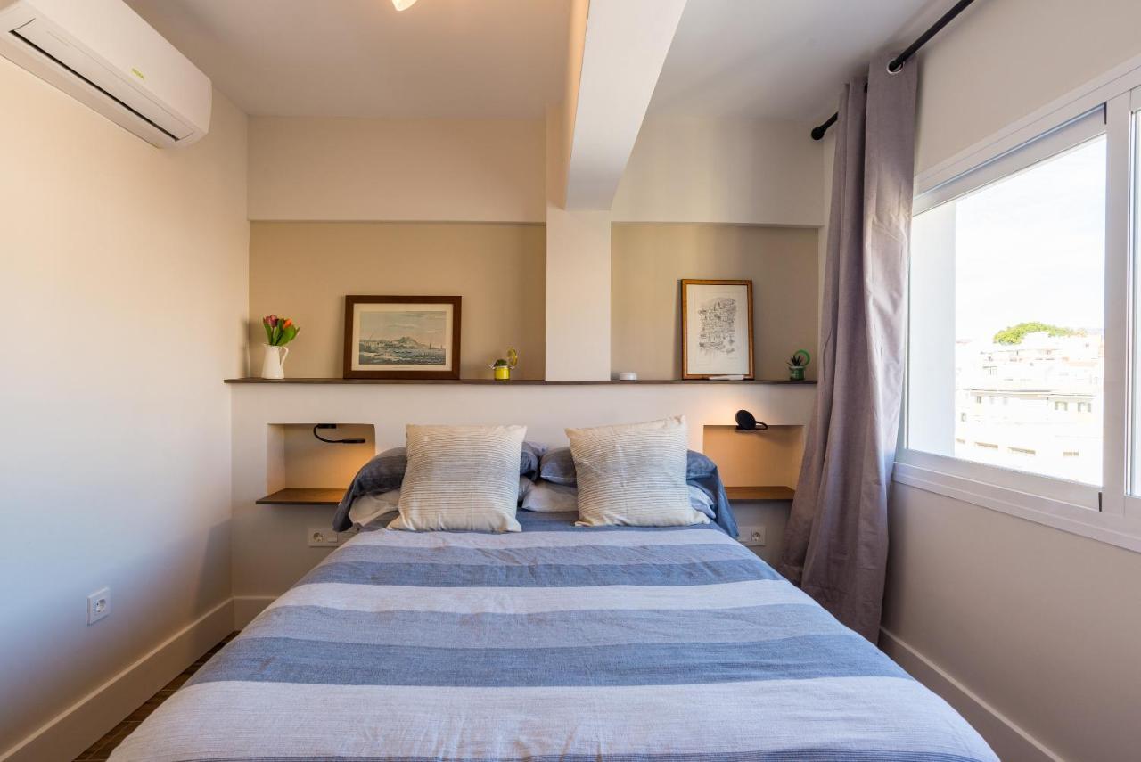 Bhost - Suite La Merced Malaga Bagian luar foto